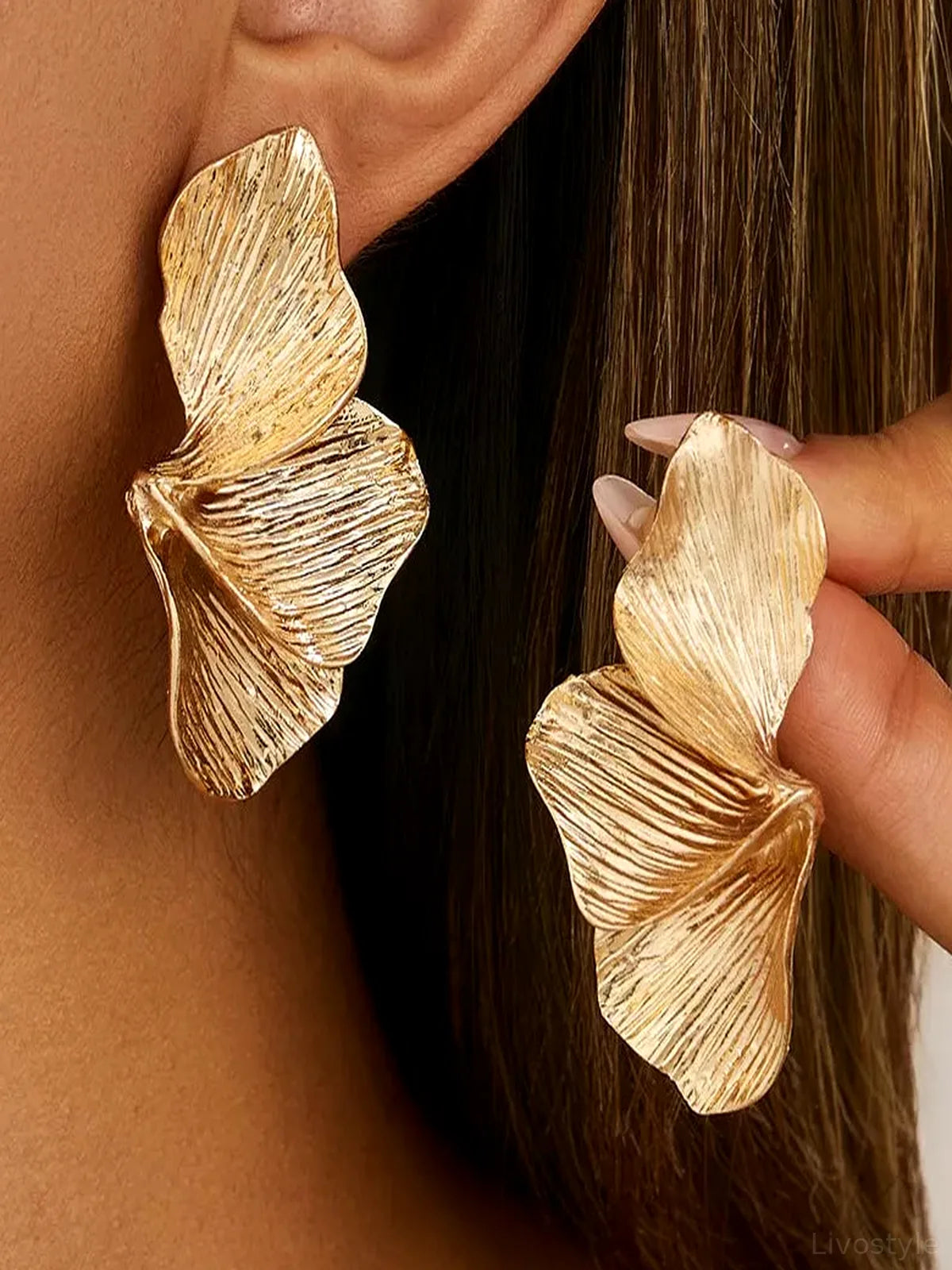 18K Gold-Plated Textured Stud Earrings