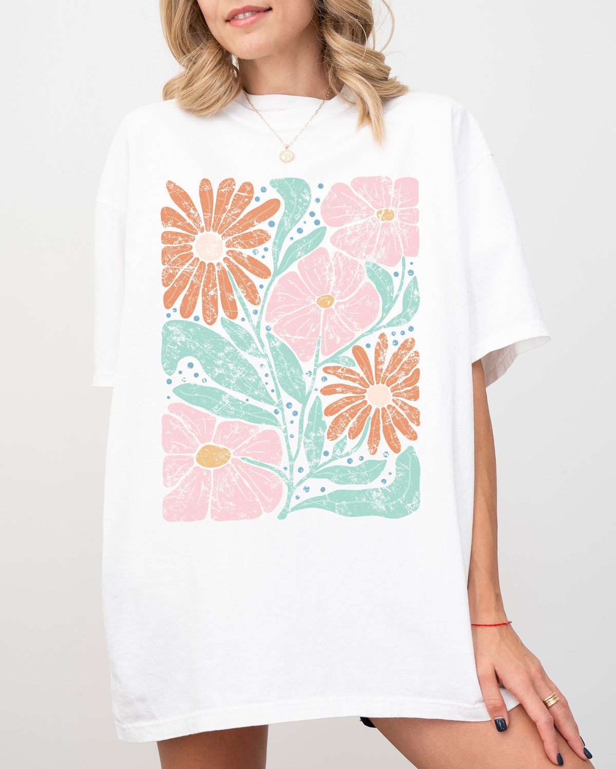 Bohemian Gorgeous Abstract Flowers Boho Floral Design Summer Vibes Gardening Festival Nature Comfort Colors Tee