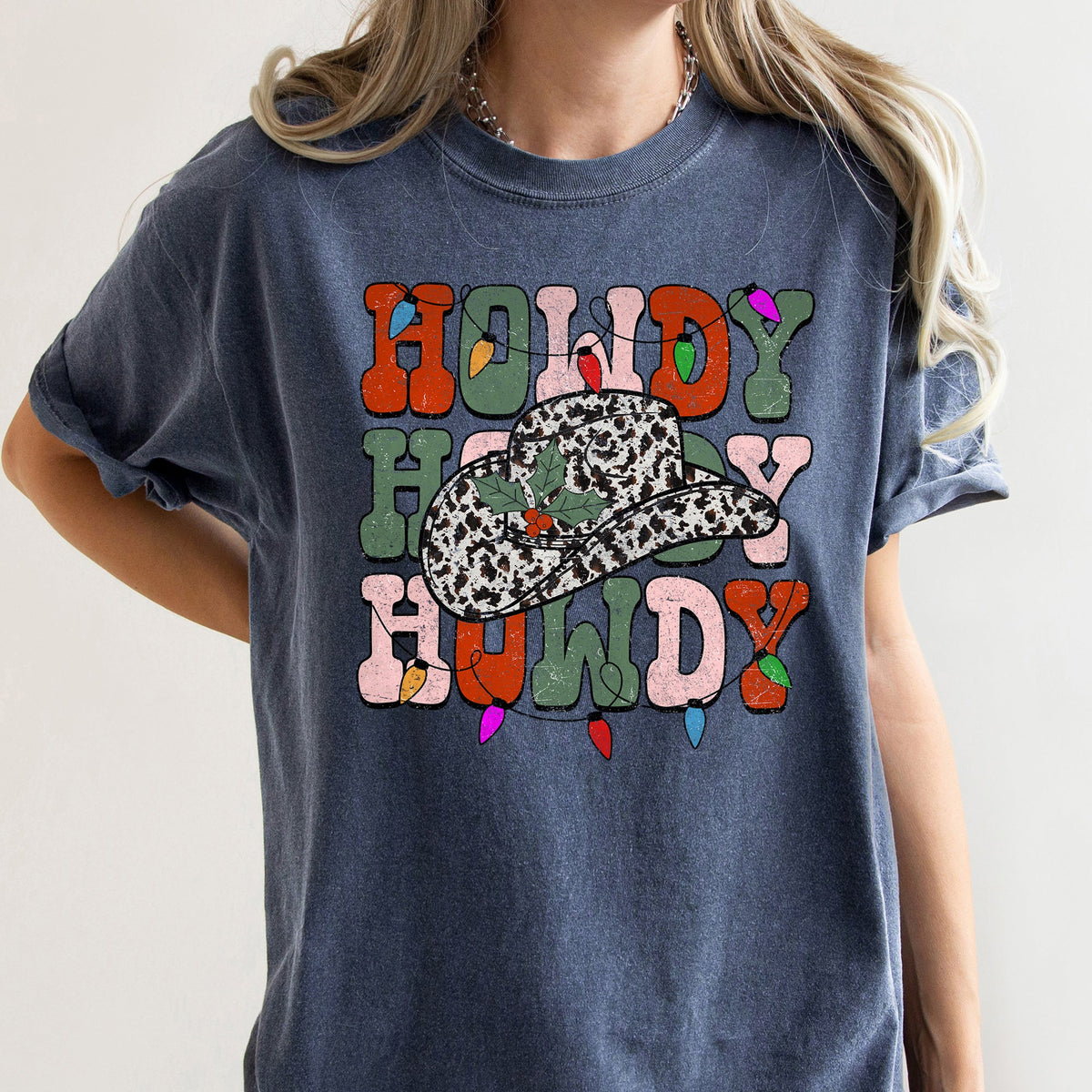 HOWDY HOWDY HOWDY Christmas Leopard Print Cowboy Hat Retro Text Tee in 13 Colors S-2XL