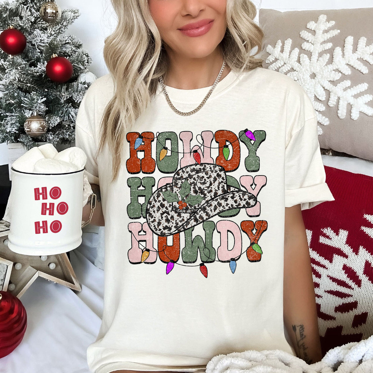 HOWDY HOWDY HOWDY Christmas Leopard Print Cowboy Hat Retro Text Tee in 13 Colors S-2XL