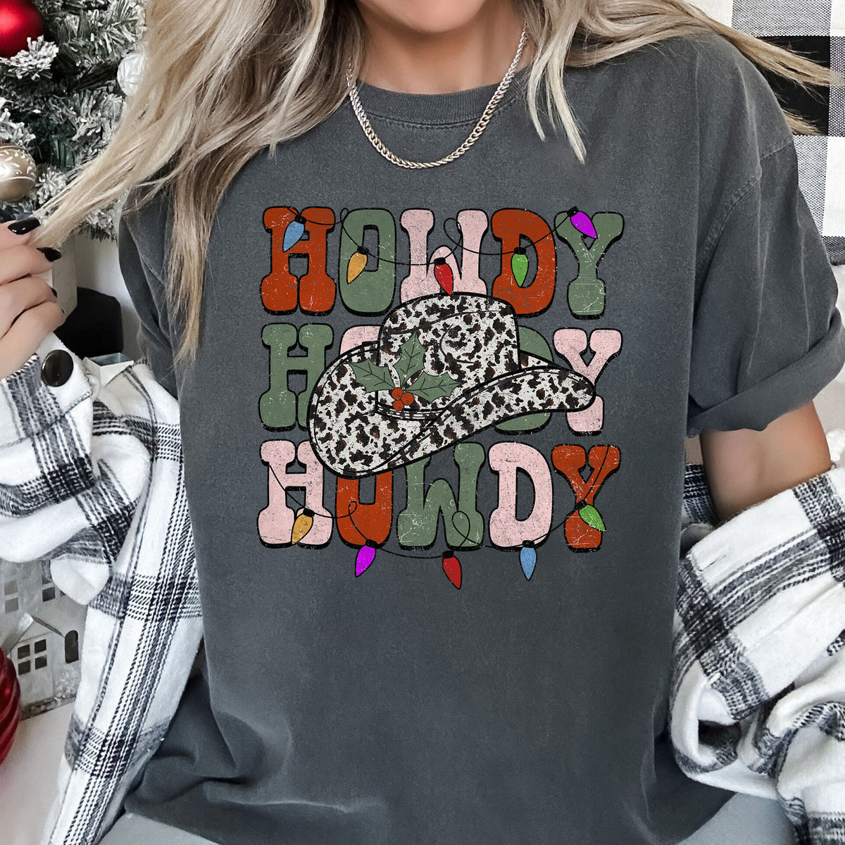HOWDY HOWDY HOWDY Christmas Leopard Print Cowboy Hat Retro Text Tee in 13 Colors S-2XL